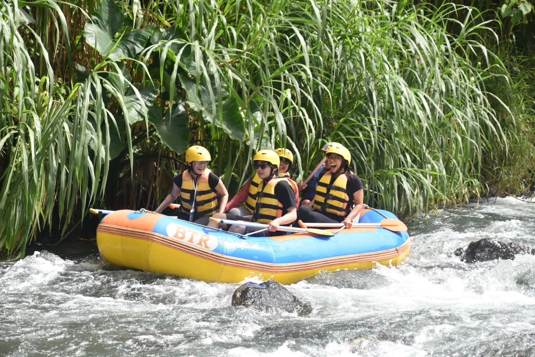 Whitewater rafting sul fiume Telaga Waja a Bali