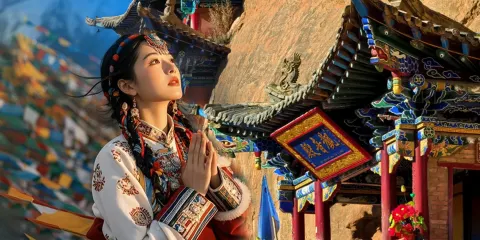 張掖馬蹄石窟群旅遊區半日遊【小車/大巴團可選/上門接送/長時停留】