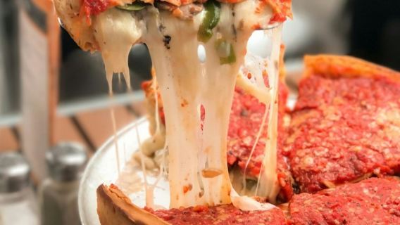 Chicago: Guided Gangsters & Food Walking Tour