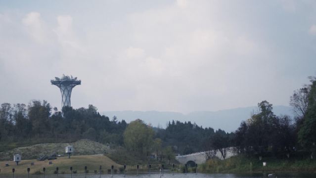 Tour di un giorno a Dazhou, Sichuan con servizio bilingue cinese-inglese: Via Leninista + Antico Tempio Sanqing + Antica Via Sanli con noleggio con conducente esclusivo