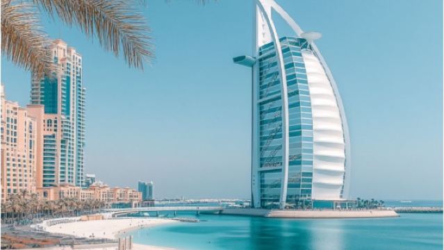 杜拜+馬斯喀特（可送機）