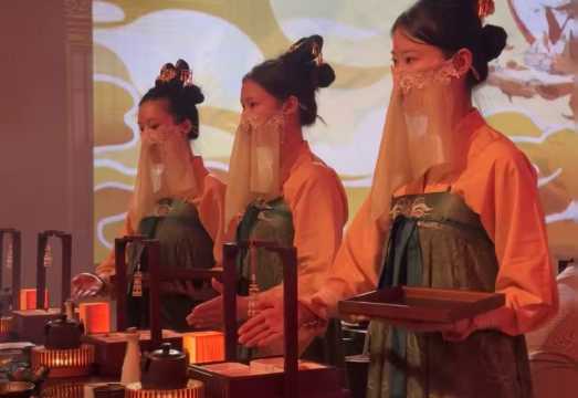 Chengdu "Kingdom of Shu" Palace Banquet (North Lake Branch) - Immersive Experience of Ancient Royal Feasts [Gourmet Cuisine + Dance Performances +...
