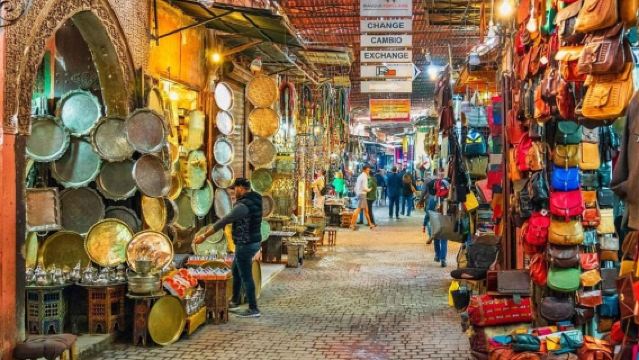 Marrakech: Vibrant Souks & Medina Guided Walking Tour