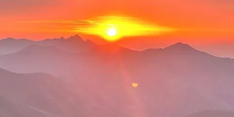 【市內接送•純玩】拉脊山+貴德國家地質公園+清清黃河一日遊