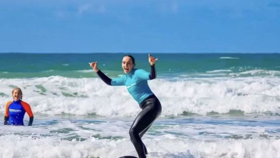 Torquay surfing course | Beginner surfing experience on Melbourne's great ocean road