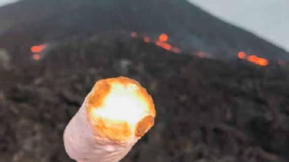 Antigua Guatemala: Pacaya Volcano Hike & Picnic Adventure