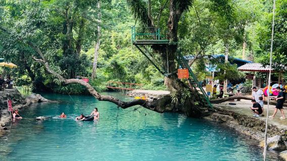 ヴァンヴィエンワンデーツアー【ジップライン+タンジャン洞窟+水中洞窟+ラグーン1号含む】