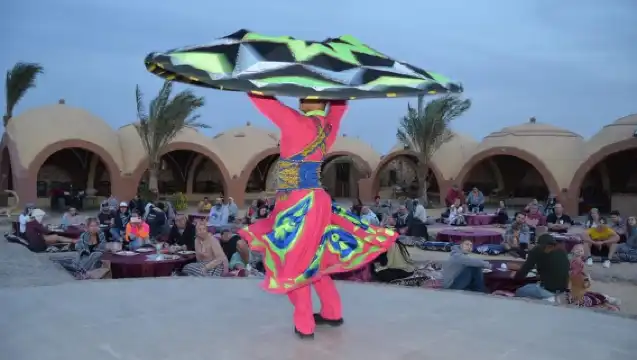 ฮูร์กาดา: ซาฟารีรถเอทีวีและรถบักกี้พร้อมอาหารค่ำและการแสดง