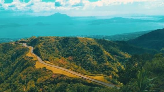 Manila-Tagaytay: Explore Culture & Nature in One Day