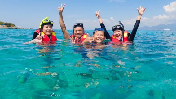 Tour privato deluxe di Nha Trang: snorkeling, barbecue e sorgenti termali di fango (guida in inglese/coreano)