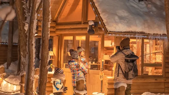 Hokkaido [Ruta popular] Zoológico de Asahikawa + Terraza de los Duendes y Cascada Shirahige - Opción de grupo de 9 personas