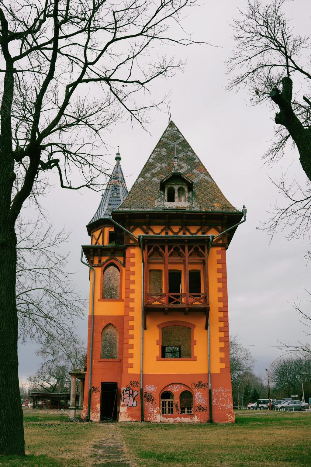 貝爾格萊德-帕利奇湖-蘇博蒂察市政廳-蘇博蒂察猶太會堂一日遊