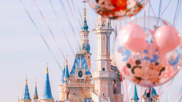 上海迪士尼度假區一日遊【VIP免排隊快速通道優速通門票快速通行證FP早享尊享禮賓卡體驗私享管家服務】