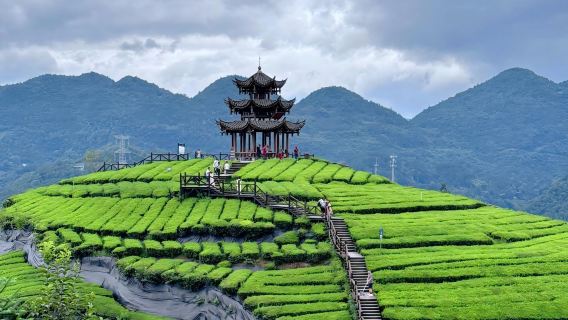 1-day Tour to Lion Pass + Wujiatai + Xuan'en (Pure Play Group for 8 People + Door-to-door Pickup + Local Driver-Guide)