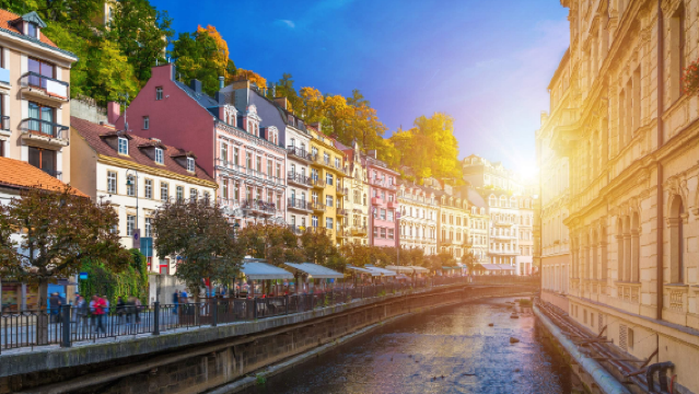 1-day tour to Karlovy Vary and Diana Observation Tower from Prague