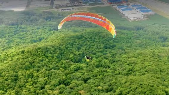 永吉林永吉航空飛行營地滑翔傘飛行體驗【專業教練一對一+刺激飛行+驚險刺激】
