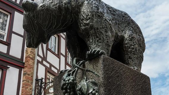 Bernkastel-Kues selbstgeführte Audioguide-Fußtour (10 Stationen, ca. 2 Stunden)