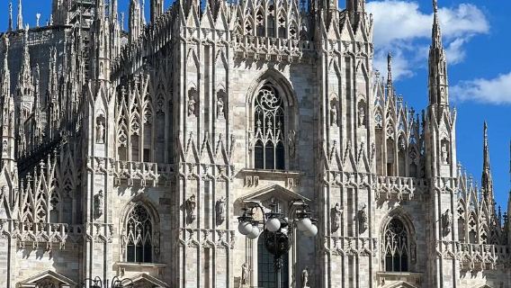 義大利米蘭大教堂+斯福爾扎城堡+布雷拉美術館+垂直森林一日遊