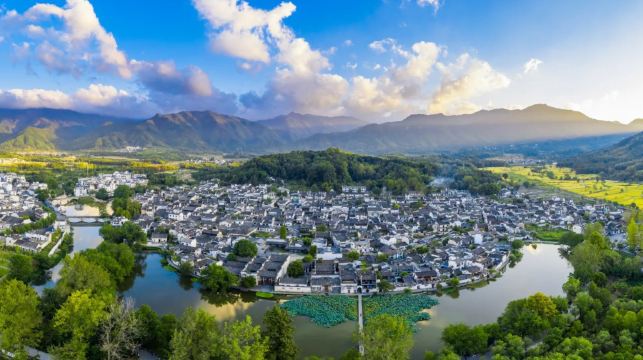 安徽宏村+西遞經典一日遊（中英文拼團/私人導覽）