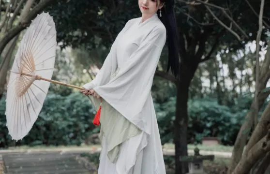 大竹旅拍【五峰山/歡喜坪約拍跟拍航拍多語言翻譯攝影師】