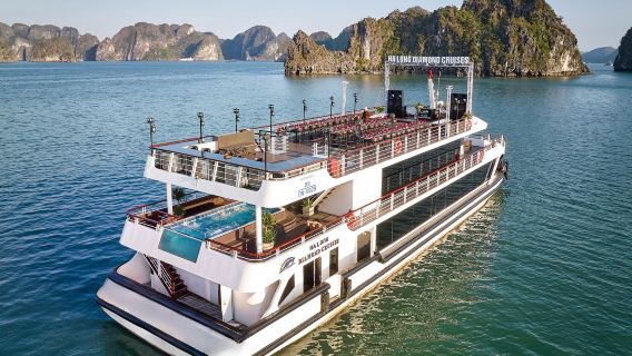 Tour giornaliero della Baia di Ha Long e Isola di Titop con Ha Long Diamond Luxury Cruise