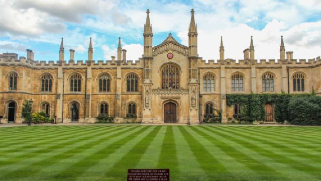 Lawatan budaya mendalam ke bandar universiti Cambridge dari London, UK [Pemandu berbahasa Cina] lawatan sehari