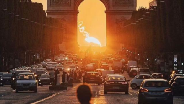 【法國巴黎市區經典景點】-中文司導-客製化服務一日遊