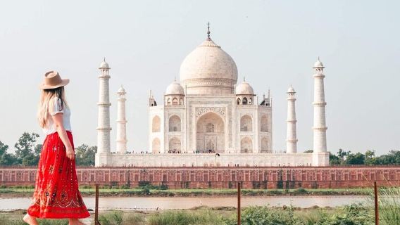 Perjalanan Sehari All Inclusive ke Taj Mahal, Benteng Agra dari Delhi dengan Mobil