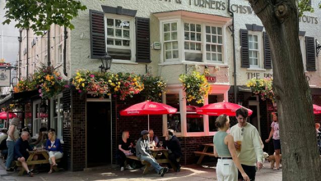 ロンドン：テッド・ラッソ・ガイド付きツアー