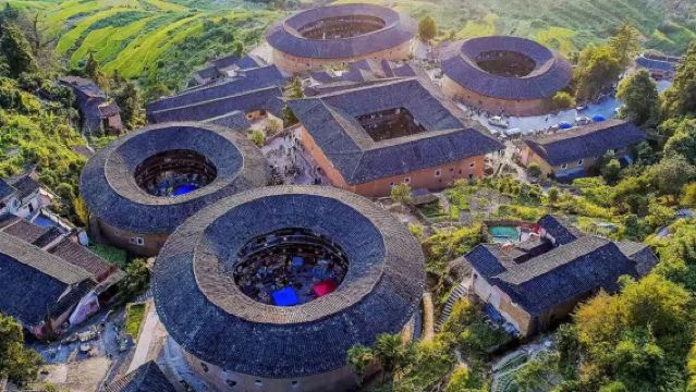 南靖雲水謠古鎮+田螺坑土樓群一日遊【小團出行丨高速暢享純玩】