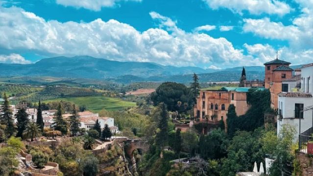 西班牙格拉納達來回 龍達 懸崖小鎮-可包車-精選