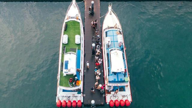 Bali Nusa Penida Schiffsfahrkarte Schnellboot Einzelfahrt Hin- und Rückfahrt Semabu Hill Fast Boat