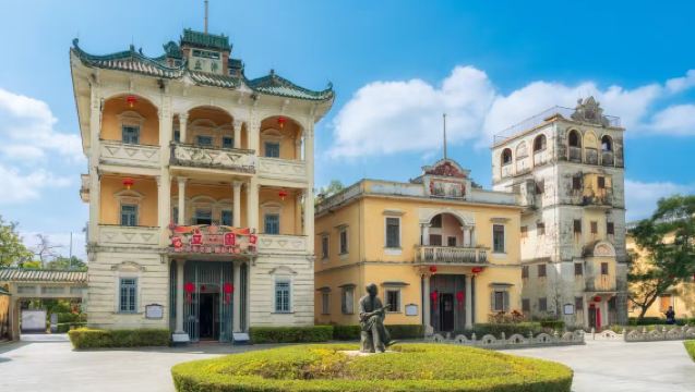 Jiangmen Kaiping Diaolou Zili Village + Liyuan + 33 Historical Street Private Tour 1-day Tour