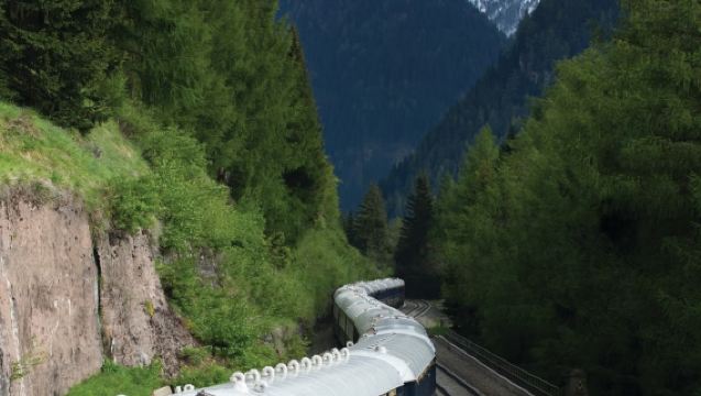 Xinjiang xiaoxiang high-quality tourist train: Southern and northern Xinjiang, Kashgar + Tashkurgan + Nalati + Bayinbuluke + Duku highway