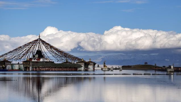 Qinghai customize - business travel - car and guide service: Lamo Zhihe Temple + Kumbum Monastery + Qinghai Lake