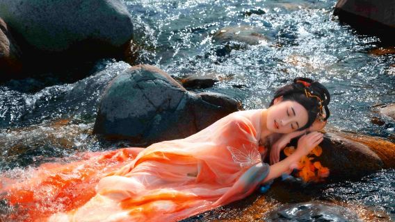 Resefotografering i Lhunze[Hemfotografering & följefotografering/familjeporträtt/parfoto/korta videor/reklamfilmer/porträttfoto/bröllopsfoto/alla originalbilder ingår/översättning]