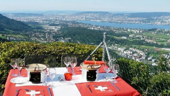 Halbtägige Tour durch das Lindt House of Chocolate und Vesnegg-Käsefondue|Inklusive Bergbahn + Abendessen