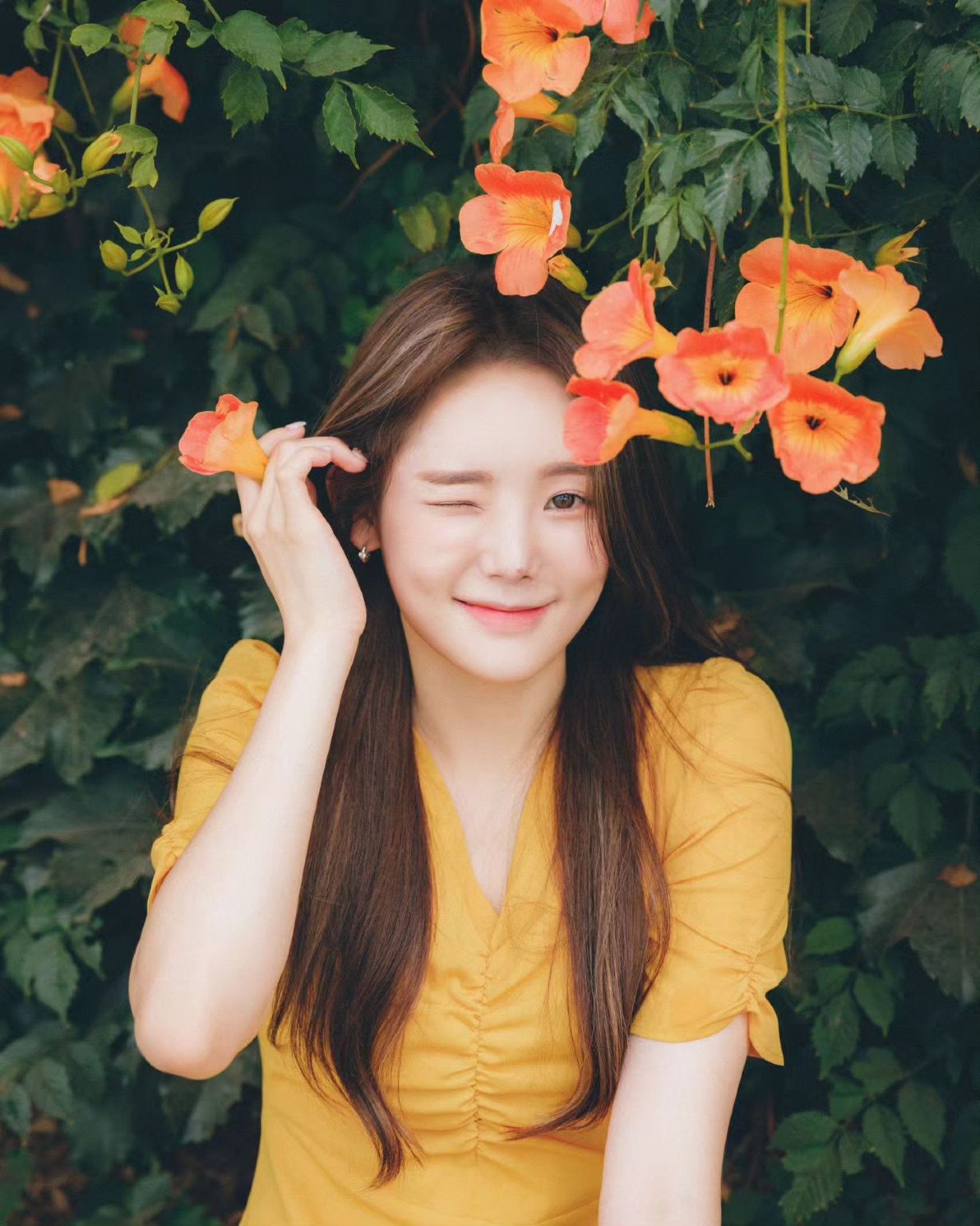 Trip Moments en Kashgar[Conductor, guía y fotógrafo de Trip Moments + sesión de fotos de boda con dron y cortometraje + maquillaje y vestuario + itinerario personalizado + sin límite de personas]