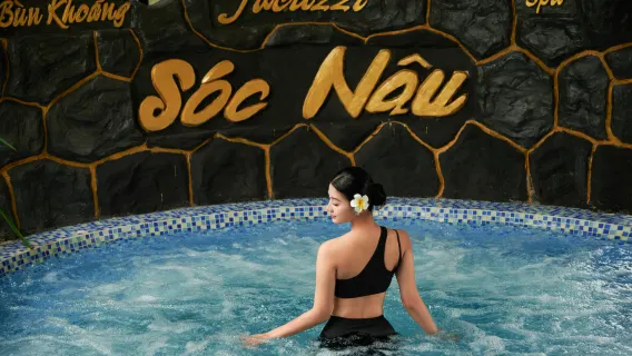 Phu Quoc Island Soc Nau Mud Bath, Spa, and Massage Experience