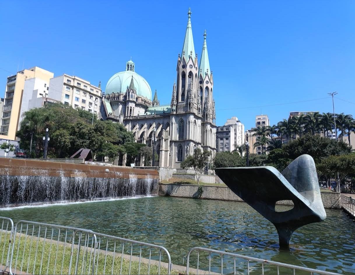 ブラジル・サンパウロのクラシック5スポットを巡るワンデーツアー:グラフィティ、教会、歴史、公園、博物館