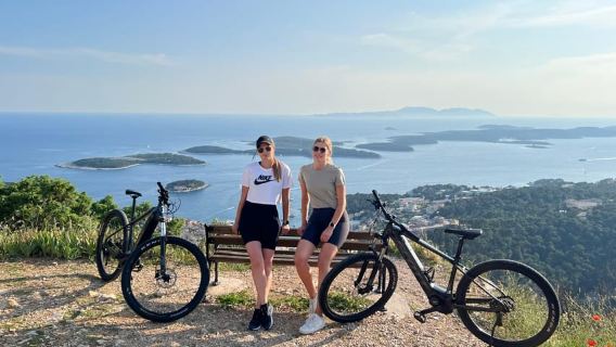 Private E-Bike-Tour zur Insel Hvar (selbstgeführt)