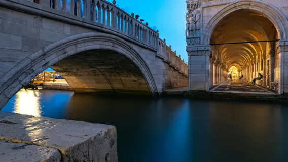 Venezia: tour in barca, Murano, Burano e la misteriosa isola segreta