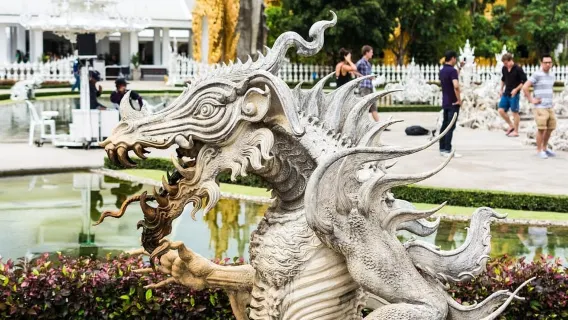 Chiang Mai: Chiang Rai White Temple and Blue Temple Tour