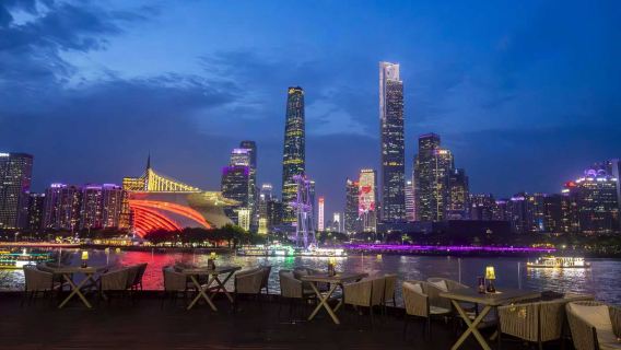 Guangzhou: Tapun Bar - 270° Pearl River Night View Bar (Food + Music + Drinks for a one-stop leisure experience)