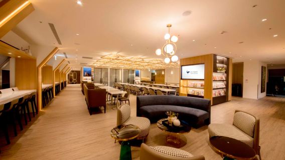 Oriental Club VIP Lounge Service at Terminal 2 of Taiwan Taoyuan International Airport - Free drinks and snacks, located in Zone C on the 4th floor