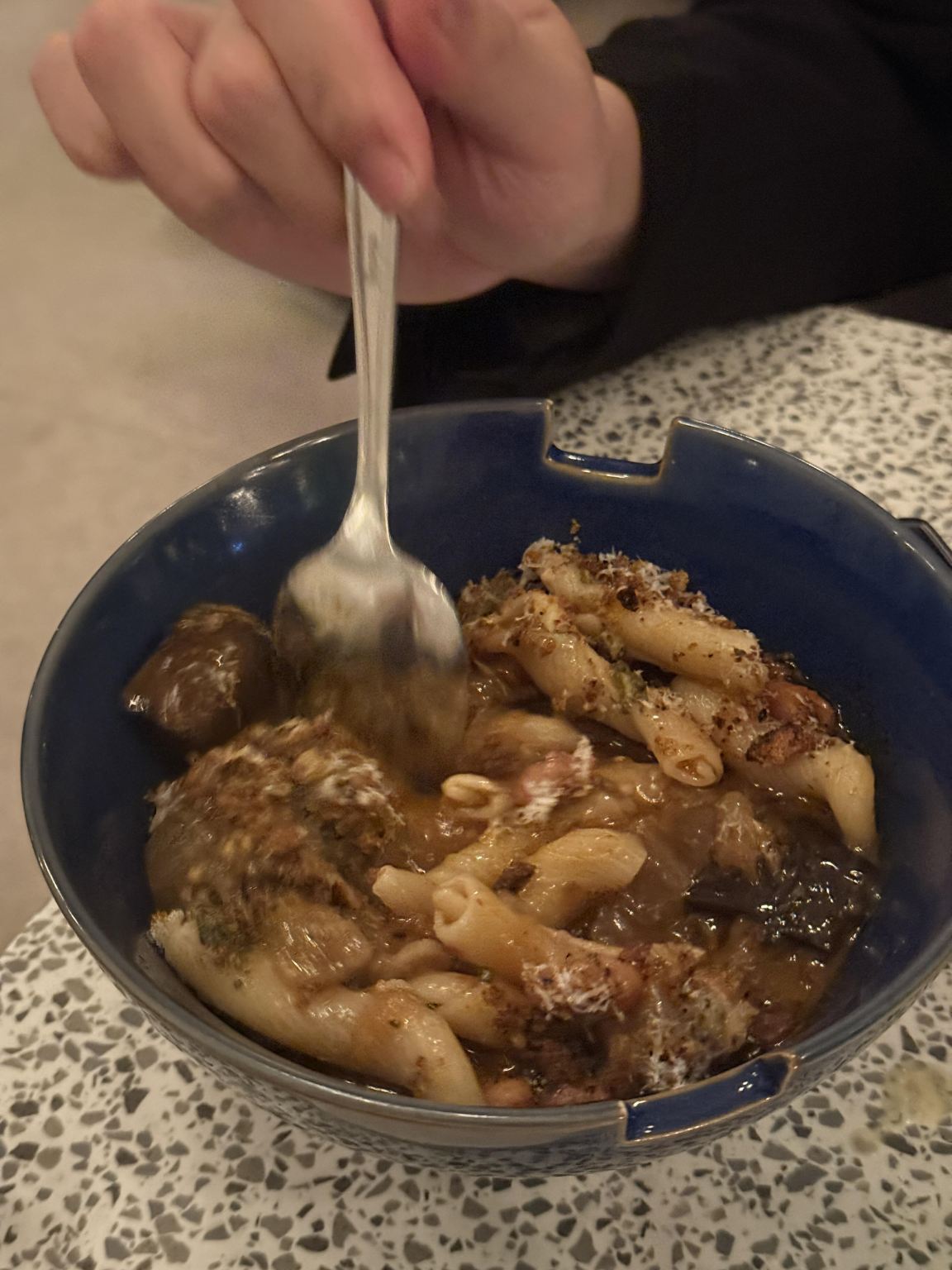 Donna's Red Restaurant Booking in Toronto, Canada