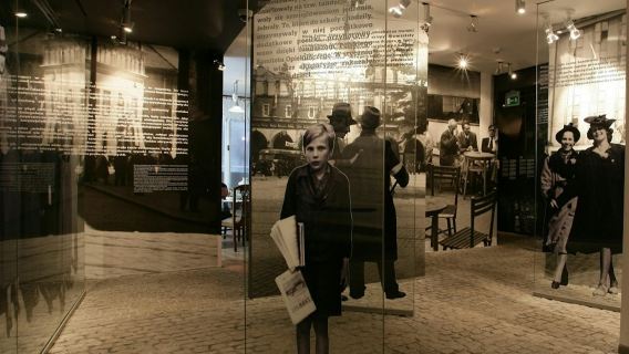 Fabbrica di Schindler: biglietto salta fila + visita guidata pomeridiana