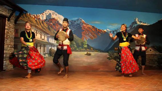 Kathmandu: Cultural Dinner Show with Dinner at Thamel