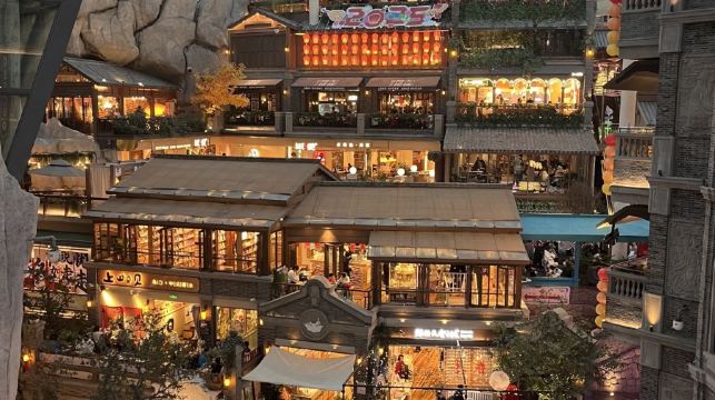 長春凈月潭+長影舊址博物館+這有山包車一日遊