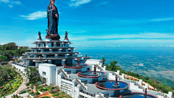 Ho Chi Minh City, Vietnam: Customized 1-Day Private Charter Tour | Optional Chinese or English Guide